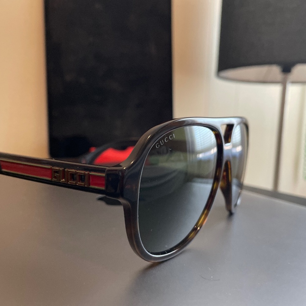 Gucci Sunglasses (003 GG0463S 58)